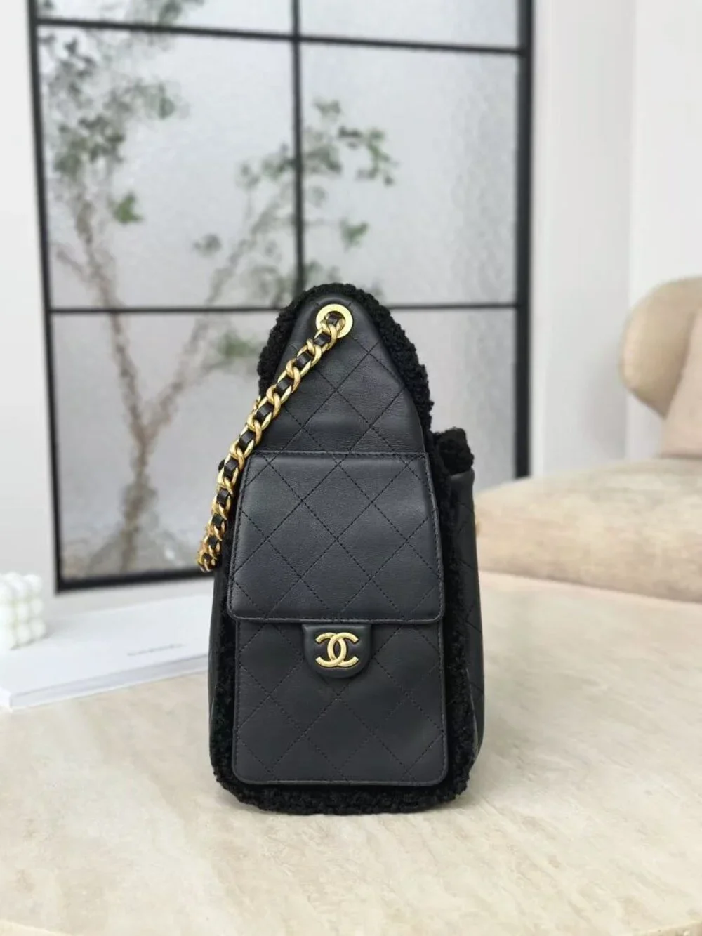 Classic CHANEL Bag: A Stylish and Versatile Choice for Elegance